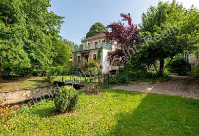 House with pool and terrace 3