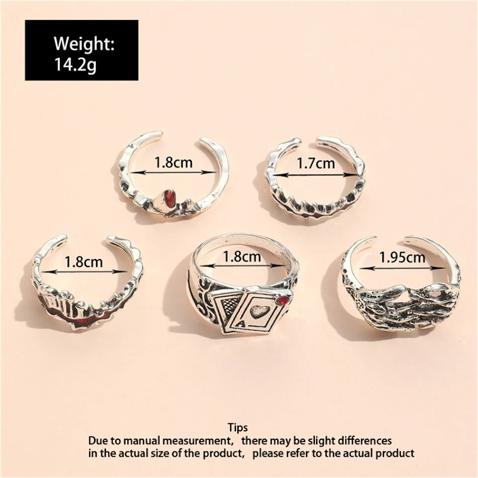 Conjunto de anillos de aleación de diseño especial y frío, tendencia moderna. Perfecto para un estilo único y a la moda.