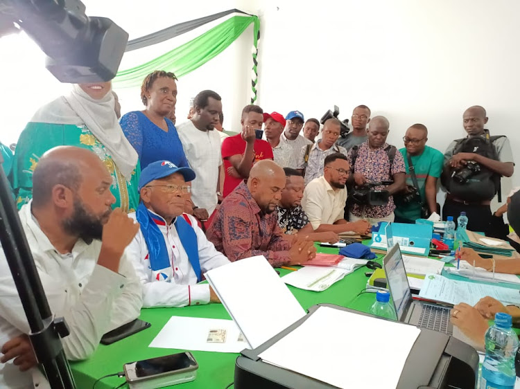 Former Nairobi governor at the Kenya School of Government Mombasa, presenting his papers to the IEBC on Tuesday, June 6, 2022.