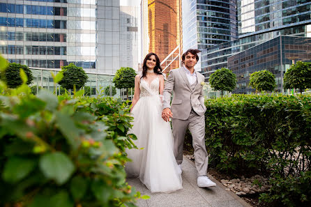 Fotógrafo de casamento Vitaliy Zhernosenko (zhernosenko). Foto de 1 de agosto 2023