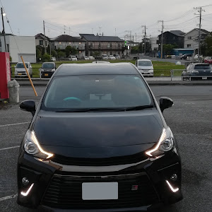 プリウスα ZVW41W