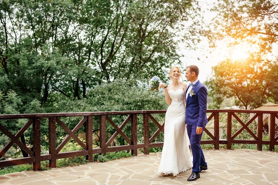 Wedding photographer Darina Valuyskaya (vdarina). Photo of 26 September 2018