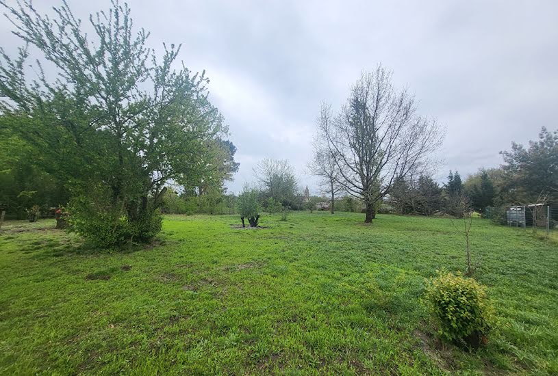  Vente Terrain à bâtir - 1 000m² à Anglade (33390) 