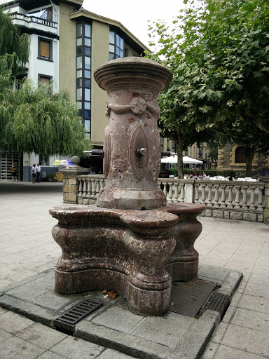 Fuente Ornamental