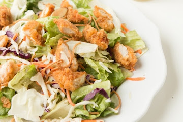 Copycat Applebee's Oriental Chicken Salad