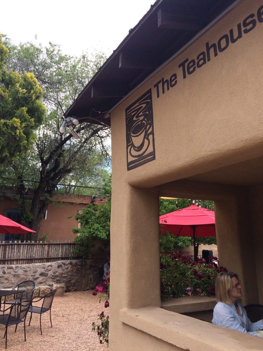 Patio and also lovely indoor seating. Photo by Cg.