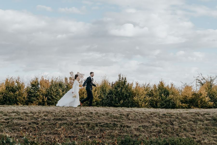 Svadobný fotograf Kuba Plšek (kubaplsek). Fotografia publikovaná 9. novembra 2021