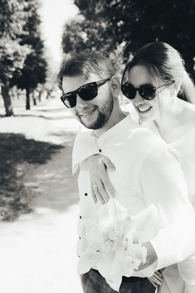 Wedding photographer Olya Kolos (kolosolya). Photo of 2 October 2020