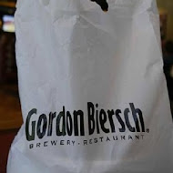 Gordon Biersch GB鮮釀 美式餐廳(台北信義店)