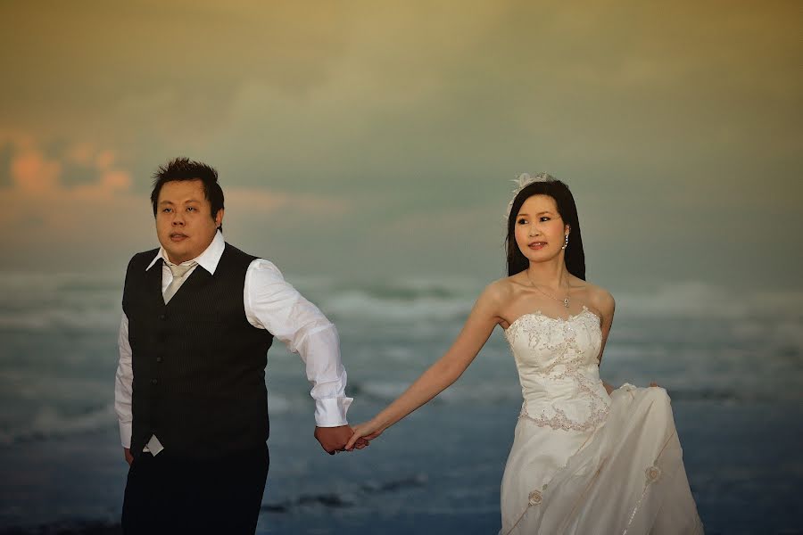 結婚式の写真家Bambang Andiyanto (bangndito)。2019 8月25日の写真