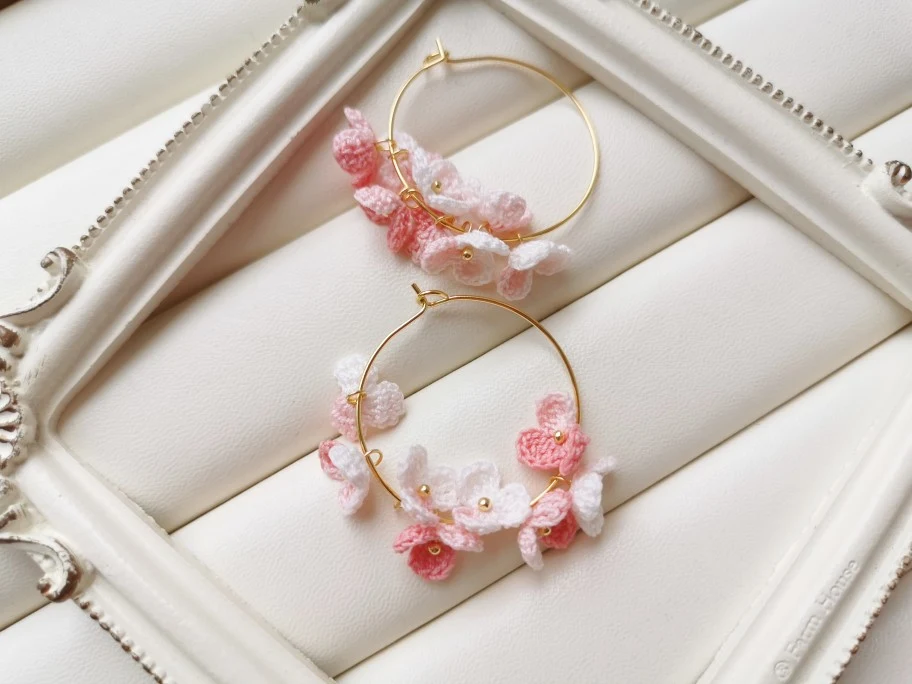 Mengling Fleur Boucles d'oreilles Grandes Micro Crochet Bijoux Dentelle Fil Tricotés Élégance et Confort Léger pour Toutes Occasions Design Unique