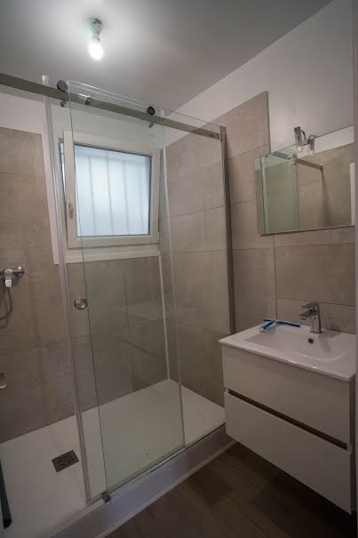 Location meublée appartement 1 pièce 14.1 m² à Chambery (73000), 465 €