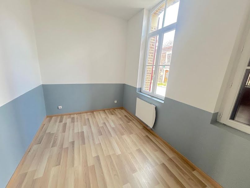 Location  appartement 2 pièces 31 m² à Dreuil-lès-Amiens (80470), 480 €