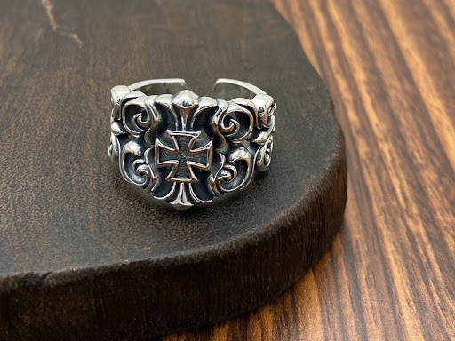Title 3, Silver Fashion Street Big Ring for Men, Rattan ...