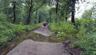 Even om de plas heen