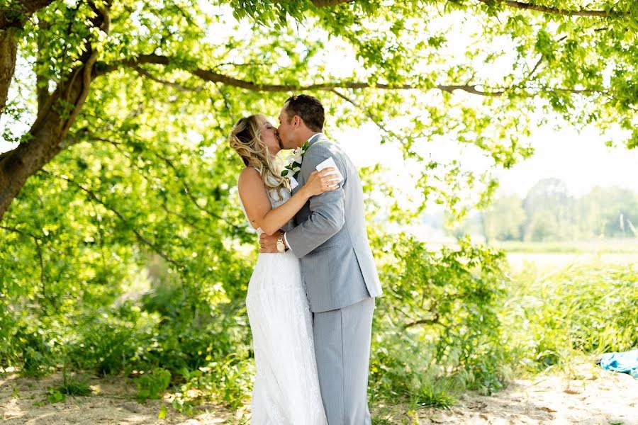 Fotografo di matrimoni Sarah Thomas (sarahthomasphoto). Foto del 30 dicembre 2019