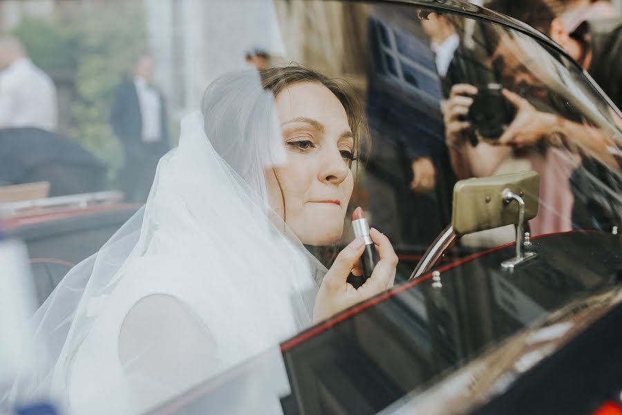 結婚式の写真家Ekaterina Moroz (katata)。2021 4月7日の写真