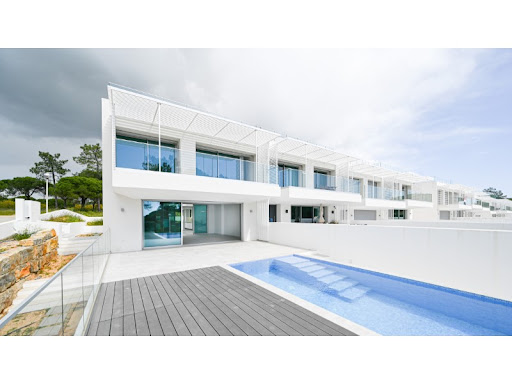 Maison avec piscine en bord de mer 3