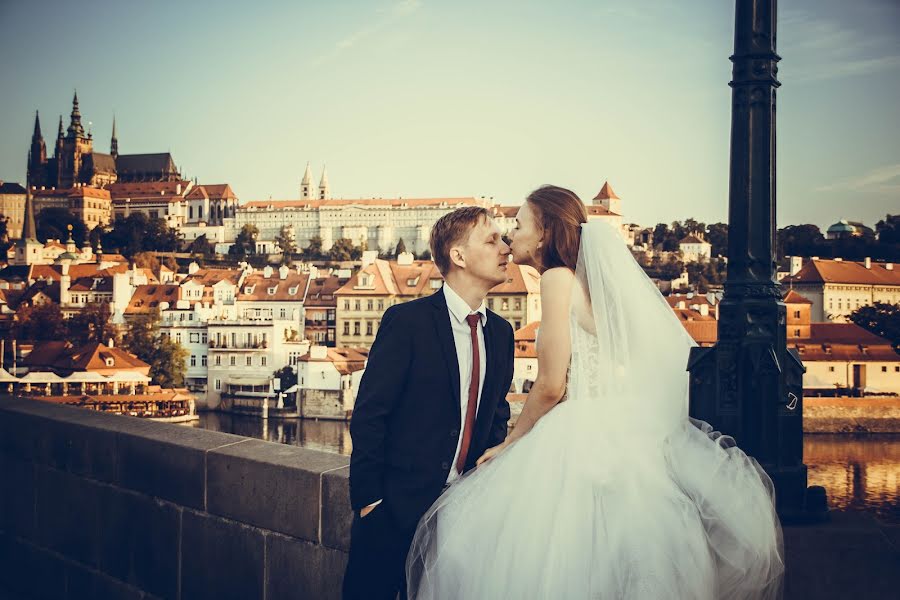 Fotógrafo de casamento Vladislava Solnceva (vladislavasoln). Foto de 30 de agosto 2018