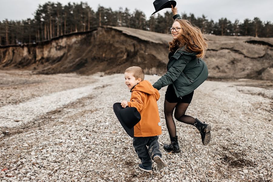 Fotografo di matrimoni Vladimir Lesnikov (lesnikov). Foto del 24 aprile 2022