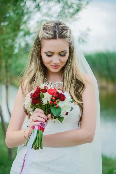 Wedding photographer Olga Kulakova (kulakova). Photo of 17 July 2014