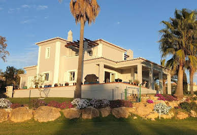 Villa 2