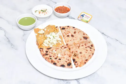 1 Paneer Paratha With Curd