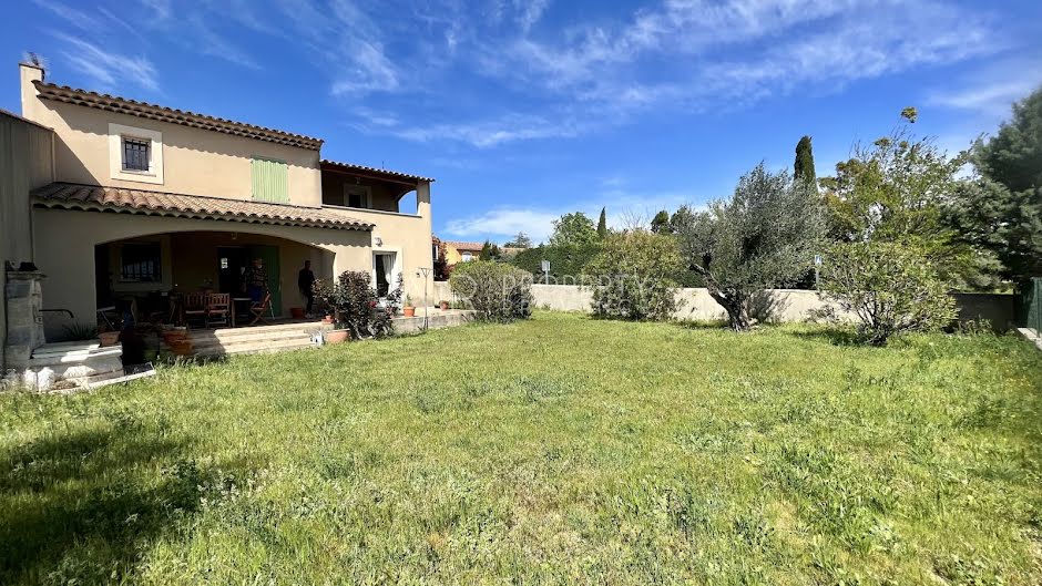 Vente villa 6 pièces 145 m² à Puyvert (84160), 484 000 €