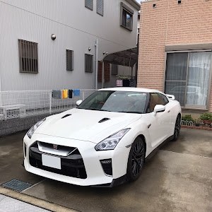 NISSAN GT-R R35