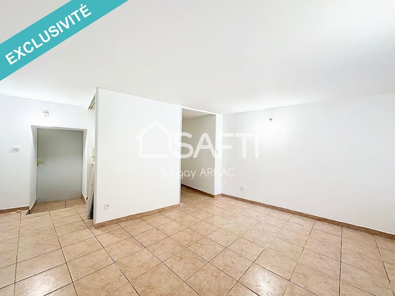 Vente appartement 2 pièces 32 m² à Bourgoin-Jallieu (38300), 95 000 €