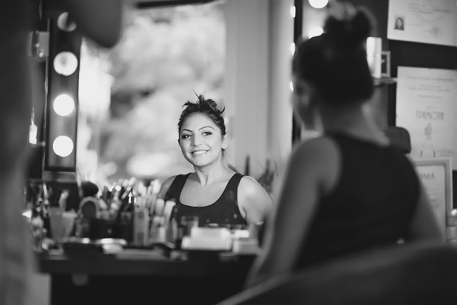 Fotógrafo de bodas Miroslava Velikova (studiomirela). Foto del 5 de noviembre 2017