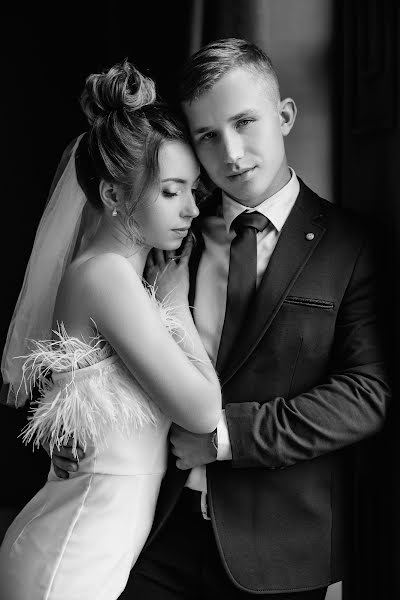 Fotografo di matrimoni Alena Shemyakova (elenshemyakova). Foto del 2 ottobre 2022