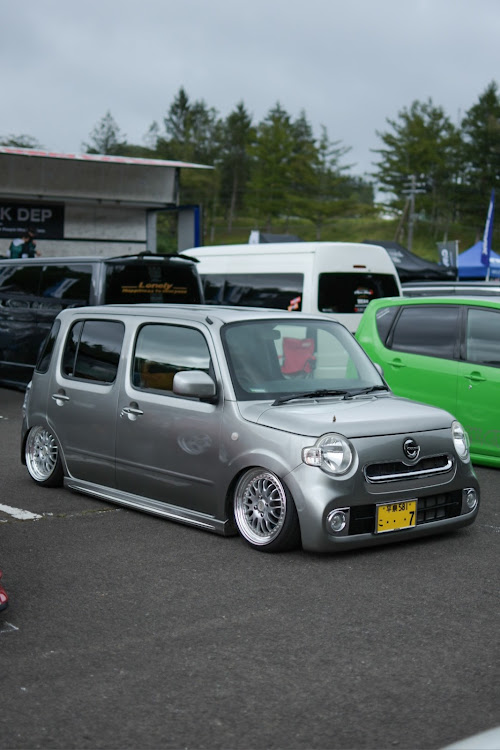 まーちょくんさんが投稿したC/PARK DEP・j-LINE・やっぱり、東北・シンプルが1番・かっこいい車乗りたいに関するカスタム事例の投稿画像4枚目