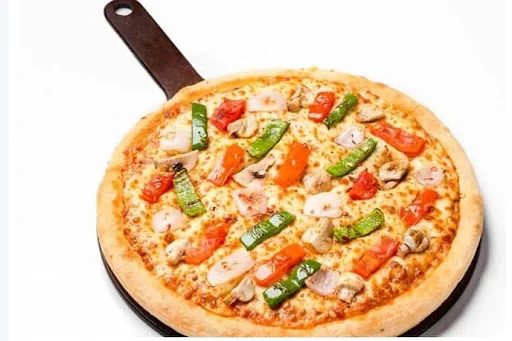 Thailands Onion Capsicum Pizza [10 Inches]