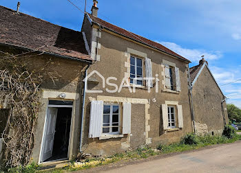 maison à Donzy (58)