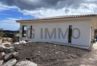 Maison avec piscine et terrasse 13