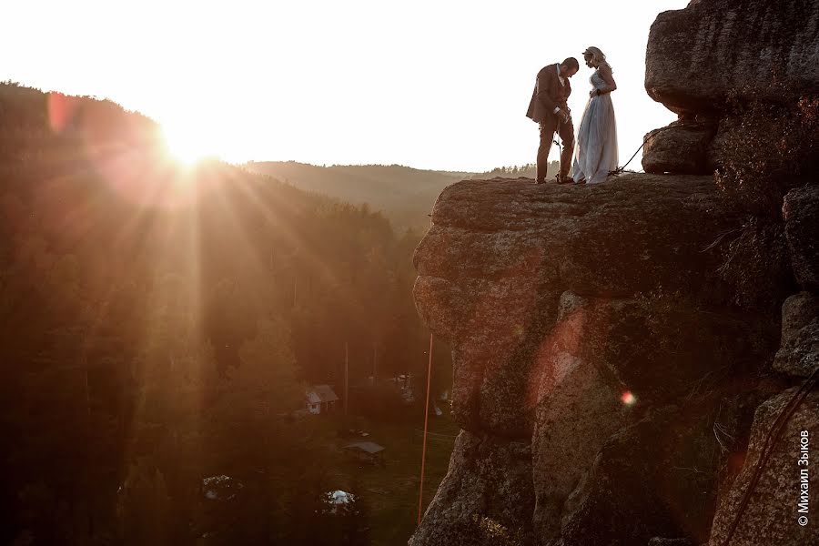 結婚式の写真家Mikhail Zykov (22-19)。2019 10月17日の写真