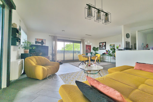 Apartment with terrace 4