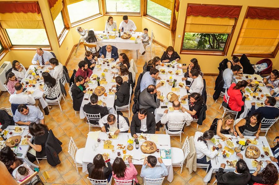 Fotografo di matrimoni Nestor Aguilera (micubocl). Foto del 5 ottobre 2018