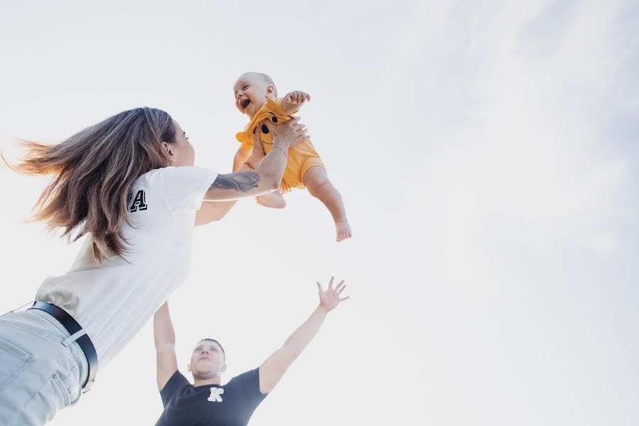 Wedding photographer Anastasiya Ovchinnikova (river). Photo of 22 August 2019