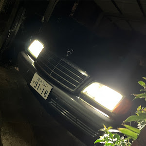 Sクラスセダン W140