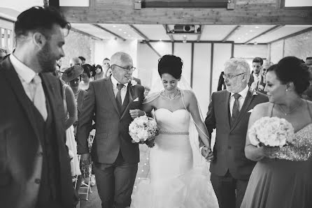 Wedding photographer Fiona Walsh (fionawalsh). Photo of 3 October 2017