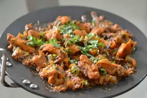 Tawa Boneless Chicken Bhuna