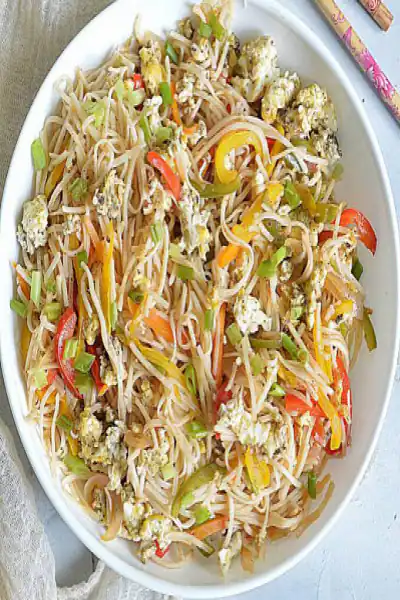 Egg Hakka Noodles