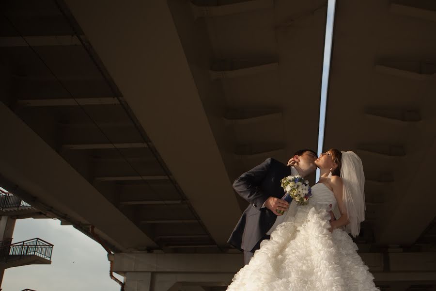 Fotógrafo de bodas Stas Zhi (stasjee). Foto del 13 de abril 2014