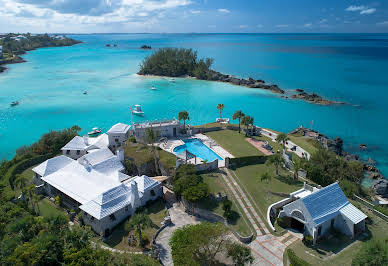 Maison avec piscine et terrasse 5