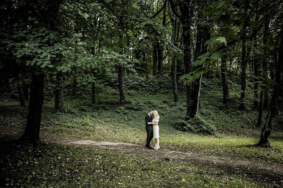 Wedding photographer Eglė Gendrėnaitė (eglegend). Photo of 20 August 2018