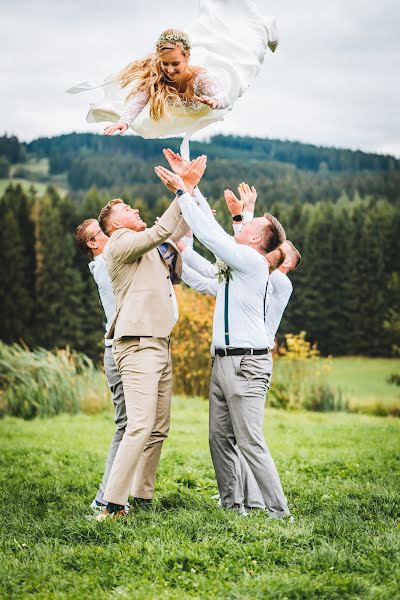 Fotografo di matrimoni Erik Šponar (eriksponar). Foto del 19 aprile 2022