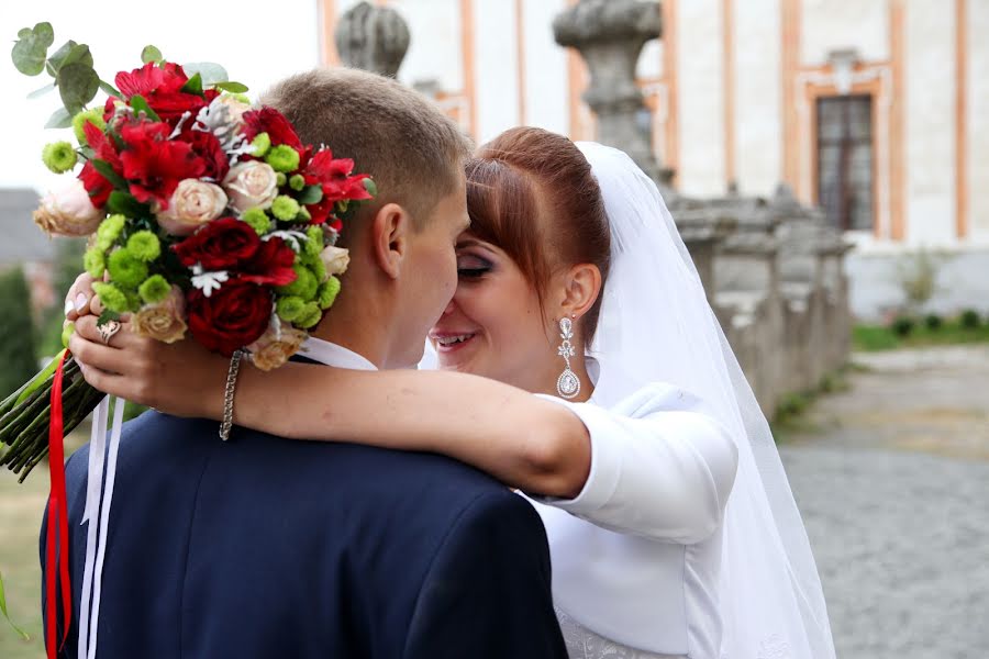 Bryllupsfotograf Yuliya Pankova (pankovajuli). Bilde av 2 november 2016