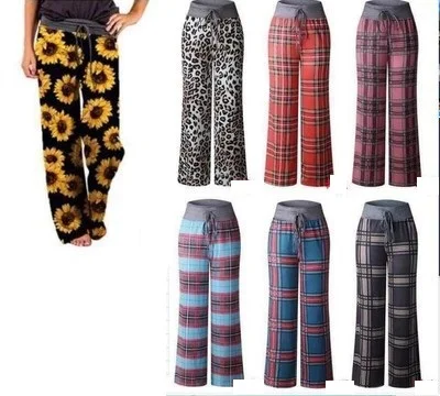 Pantaloni donna a zampa ampia con stampa leopardata, elasticizzati, con coulisse, per comfort e stile, perfetti per un look alla moda.